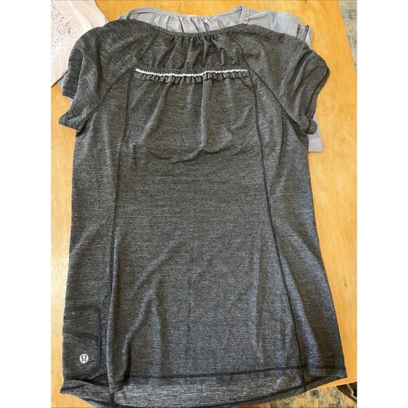 3 Lululemon RUN Wild Short Sleeve Tech Tees reflective Blush/Gray/Dark Gray Sz6 - Picture 5 of 9